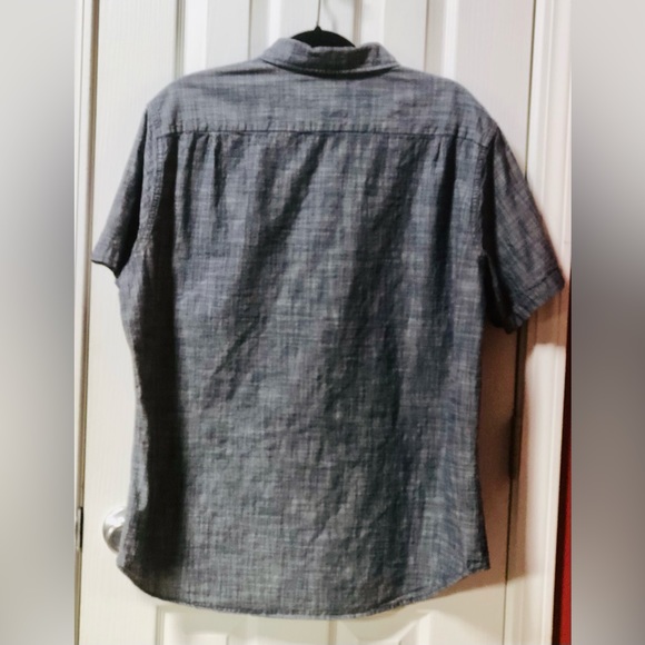 Merona Men’s 1/2 Button Down - Picture 3 of 3